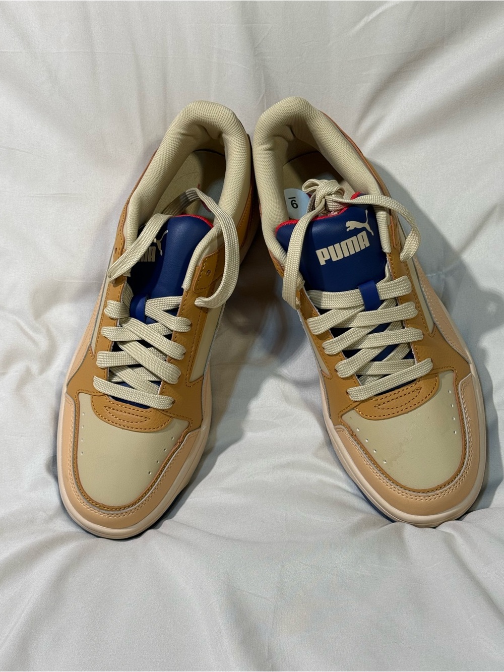 Puma Men's Sneakers in Tan, Cream and Navy
